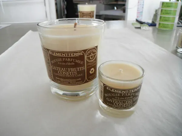 Bougie à la cire d'abeille (3)webp