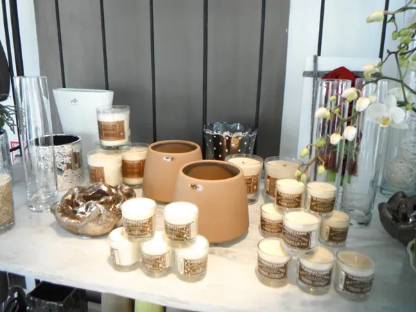 Bougie à la cire d'abeille (4)webp